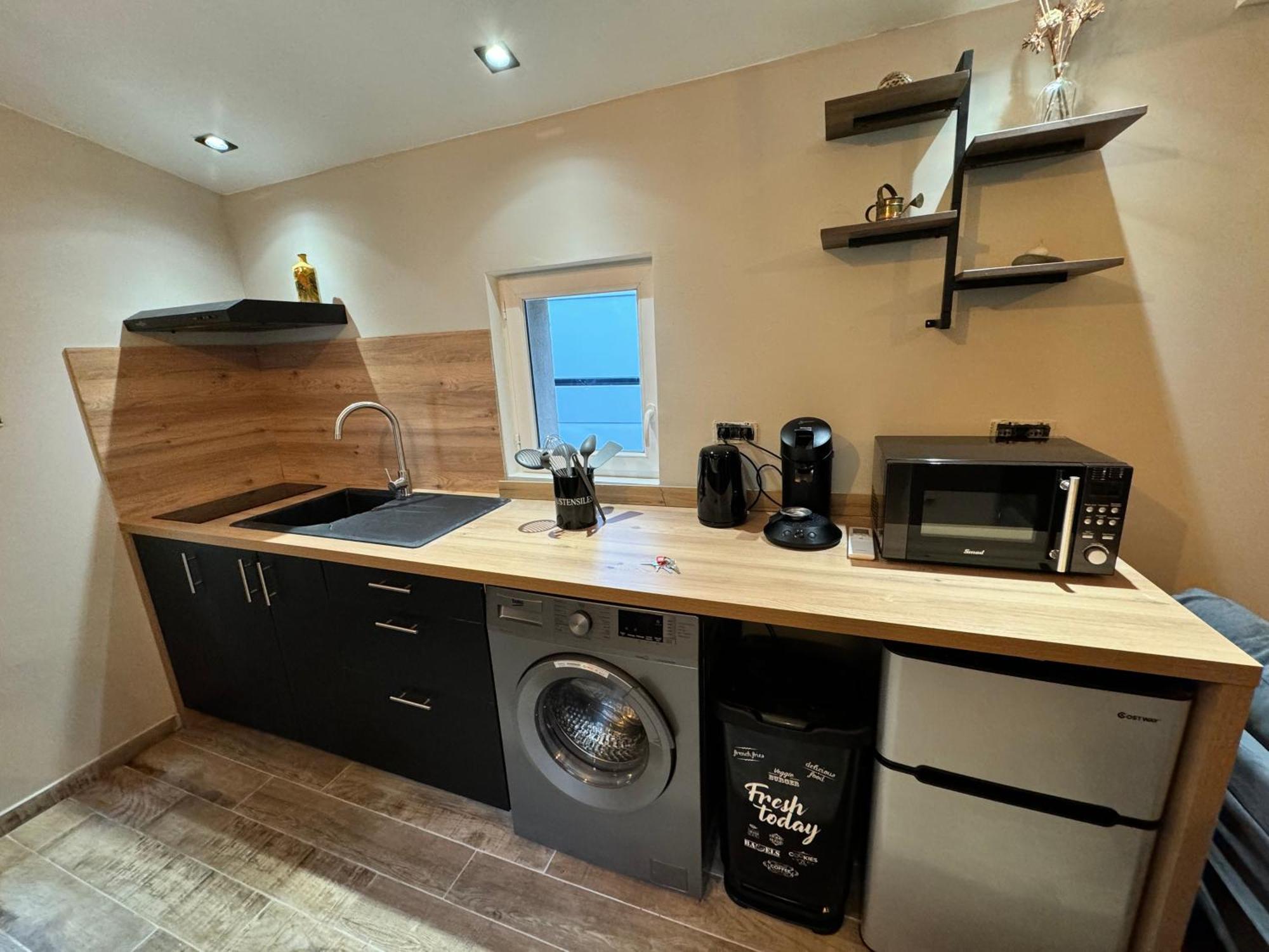 Mazet En Campagne Apartamento Arles Exterior foto